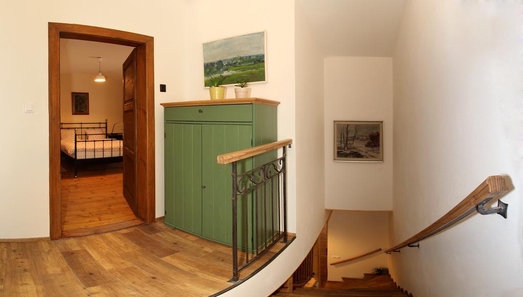 Penzionek JH Jindrichuv Hradec Bagian luar foto